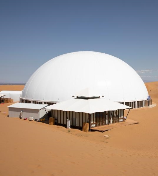 沙漠里的“星星酒店”