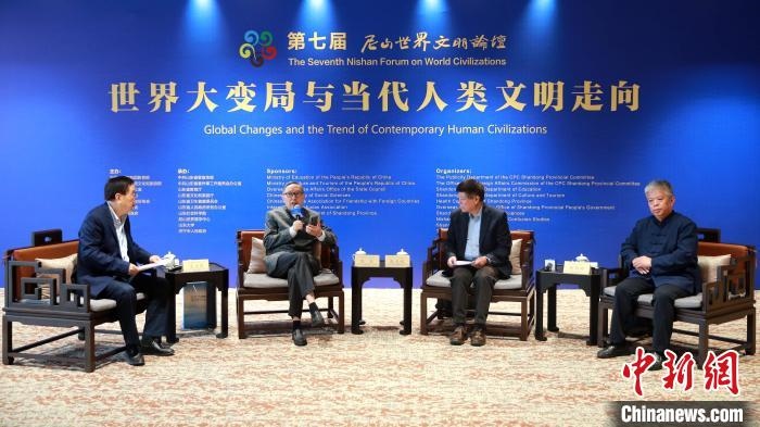 9月27日，第七屆尼山世界文明論壇首場(chǎng)高端對(duì)話舉行。　梁犇 攝