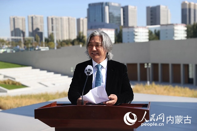 全國政協(xié)副秘書長、民盟中央專職副主席、中國美術(shù)館館長、中國城市雕塑家協(xié)會主席吳為山開幕致辭。王劭凱攝