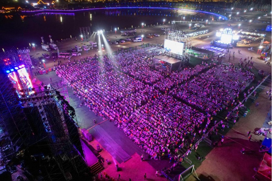 “如七而遇 相思烏?！边@場七夕主題音樂會(huì)甜出圈137.png