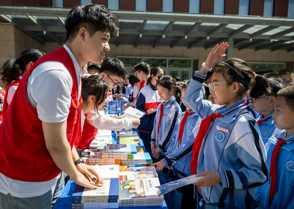 1745411862159518.jpg 讀書5.jpg