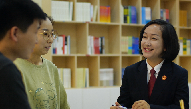 1749207171610491.png 王愛(ài)林照片5.png