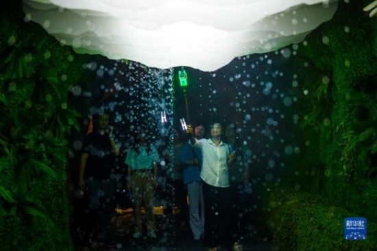 浙江新昌:夜經(jīng)濟(jì)拉動(dòng)旅游業(yè)發(fā)展