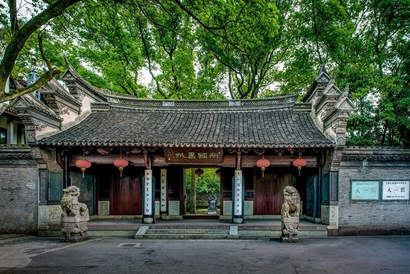 天一閣正門(mén)。 天一閣博物院供圖