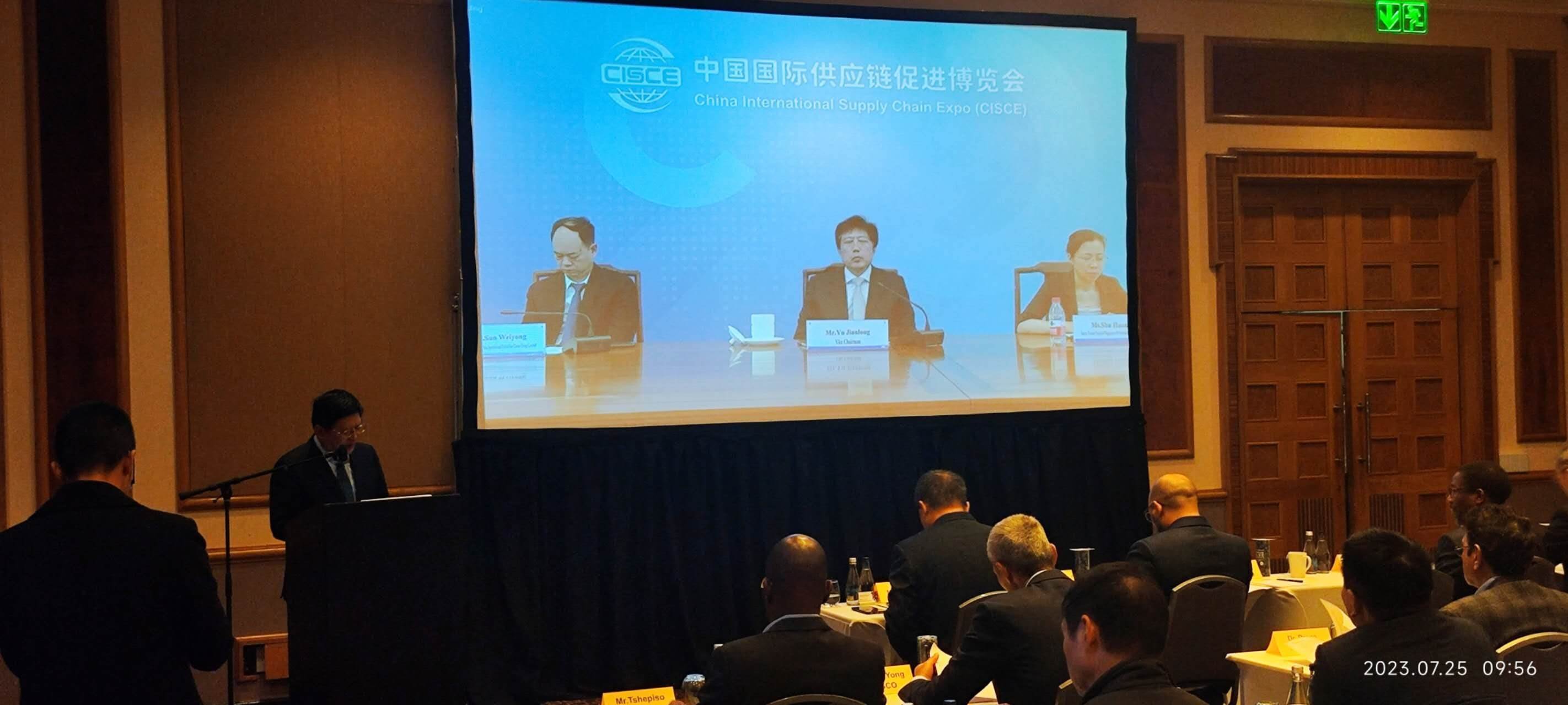 唐中東總領(lǐng)事致辭。圖片來(lái)源：貿(mào)促會(huì)