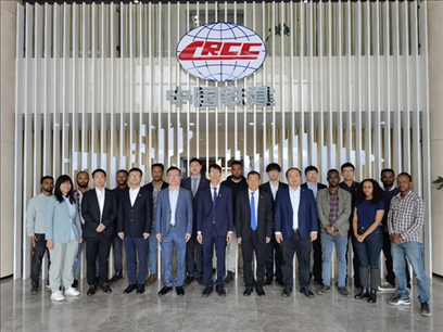 中國(guó)土木福州設(shè)計(jì)院埃塞分院團(tuán)隊(duì)合影。受訪對(duì)象供圖