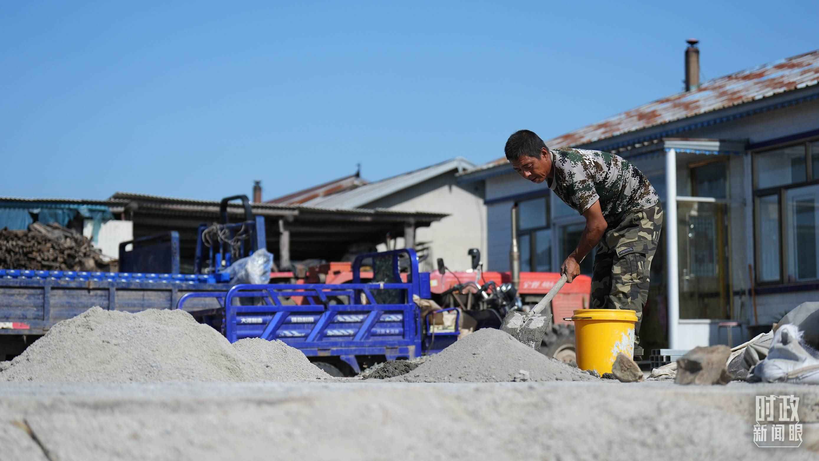 △龍王廟村的災后恢復重建正加緊推進。（總臺國廣記者李晉拍攝）