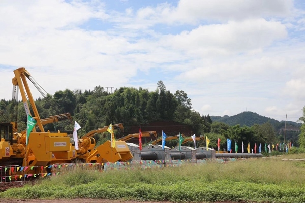 川氣東送二線天然氣管道工程施工現(xiàn)場(chǎng)。受訪者供圖