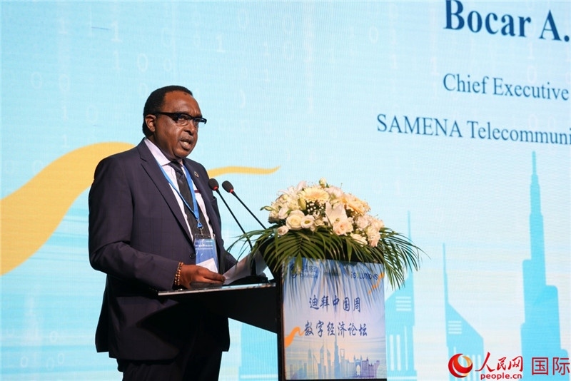 SAMENA電信協(xié)會(huì)首席執(zhí)行官博卡爾致辭。人民網(wǎng)記者任皓宇攝