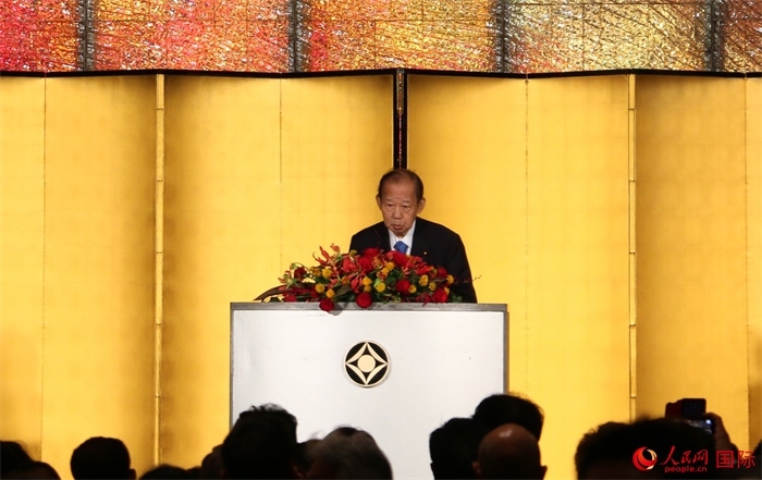 日中友好議員聯(lián)盟會長二階俊博發(fā)表致辭。人民網(wǎng) 許可攝