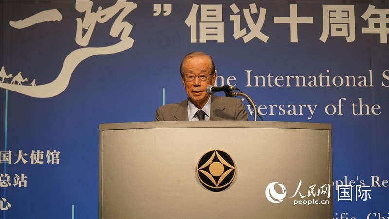 日本前首相福田康夫致辭。人民網(wǎng) 蔣曉辰攝