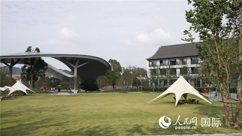 安吉露營地。人民網(wǎng) 彭昱凱攝