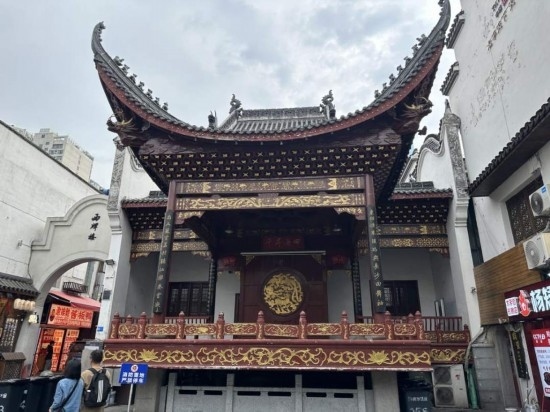 10月25日，長(zhǎng)沙太平老街一角。（本報(bào)記者 劉書(shū)文攝）