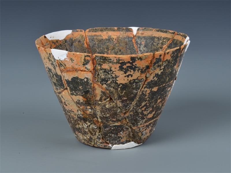 出土的蛋殼彩陶杯。國(guó)家文物局供圖