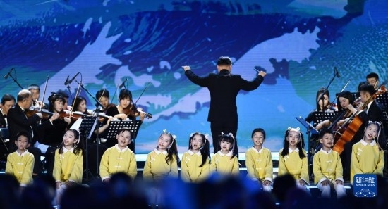 12月16日拍攝的第五屆海南島國際電影節(jié)開幕式現(xiàn)場。