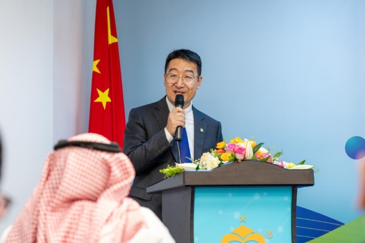 沙特智慧宮語(yǔ)言公司董事長(zhǎng)馬永亮致辭。主辦方供圖