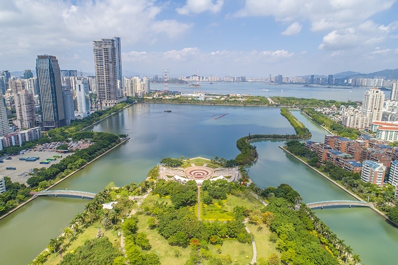 2021年5月15日，廈門，航拍筼筜湖，景色優(yōu)美。