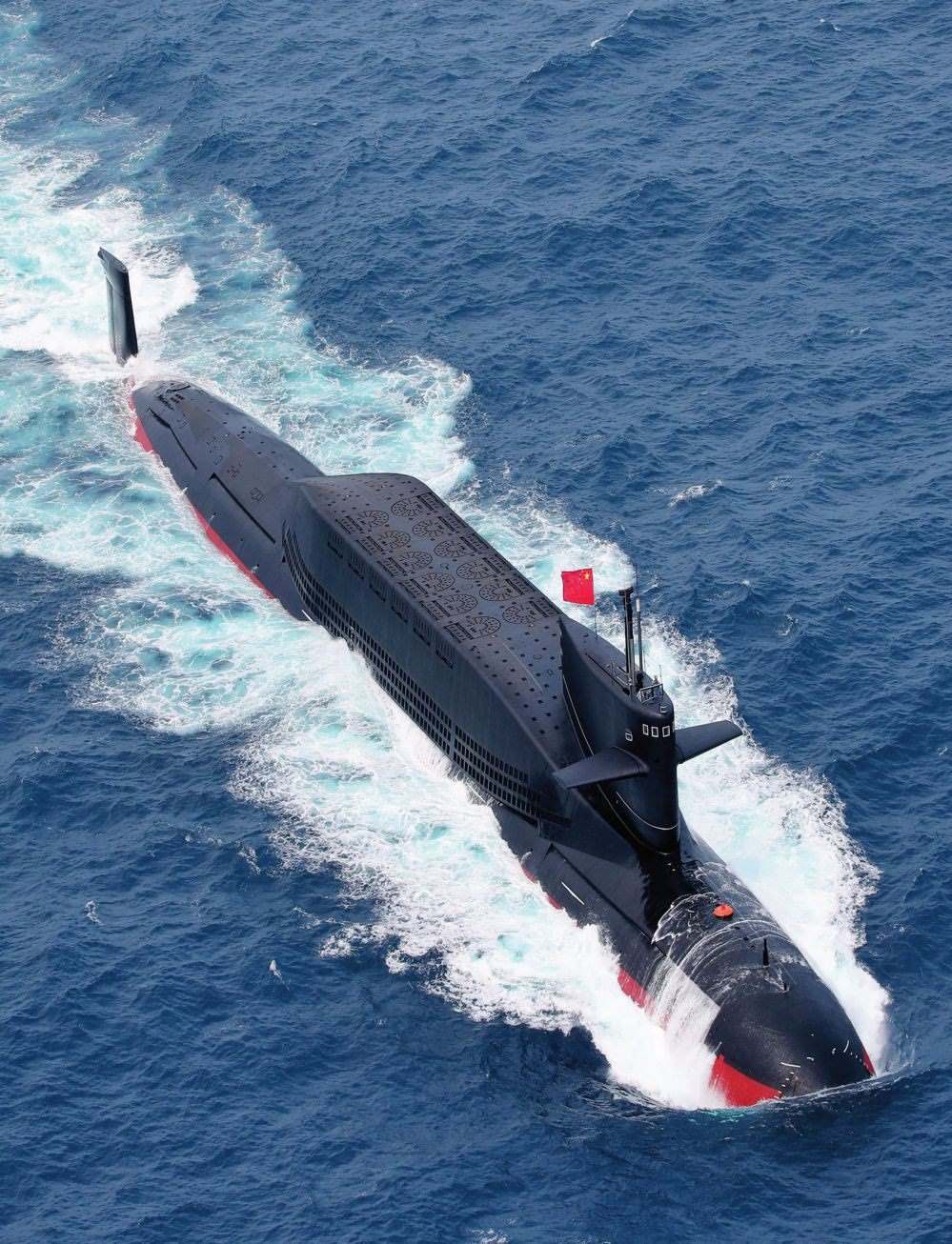 某潛艇執(zhí)行實(shí)戰(zhàn)化訓(xùn)練歸來（2018年3月攝）。周啟青攝