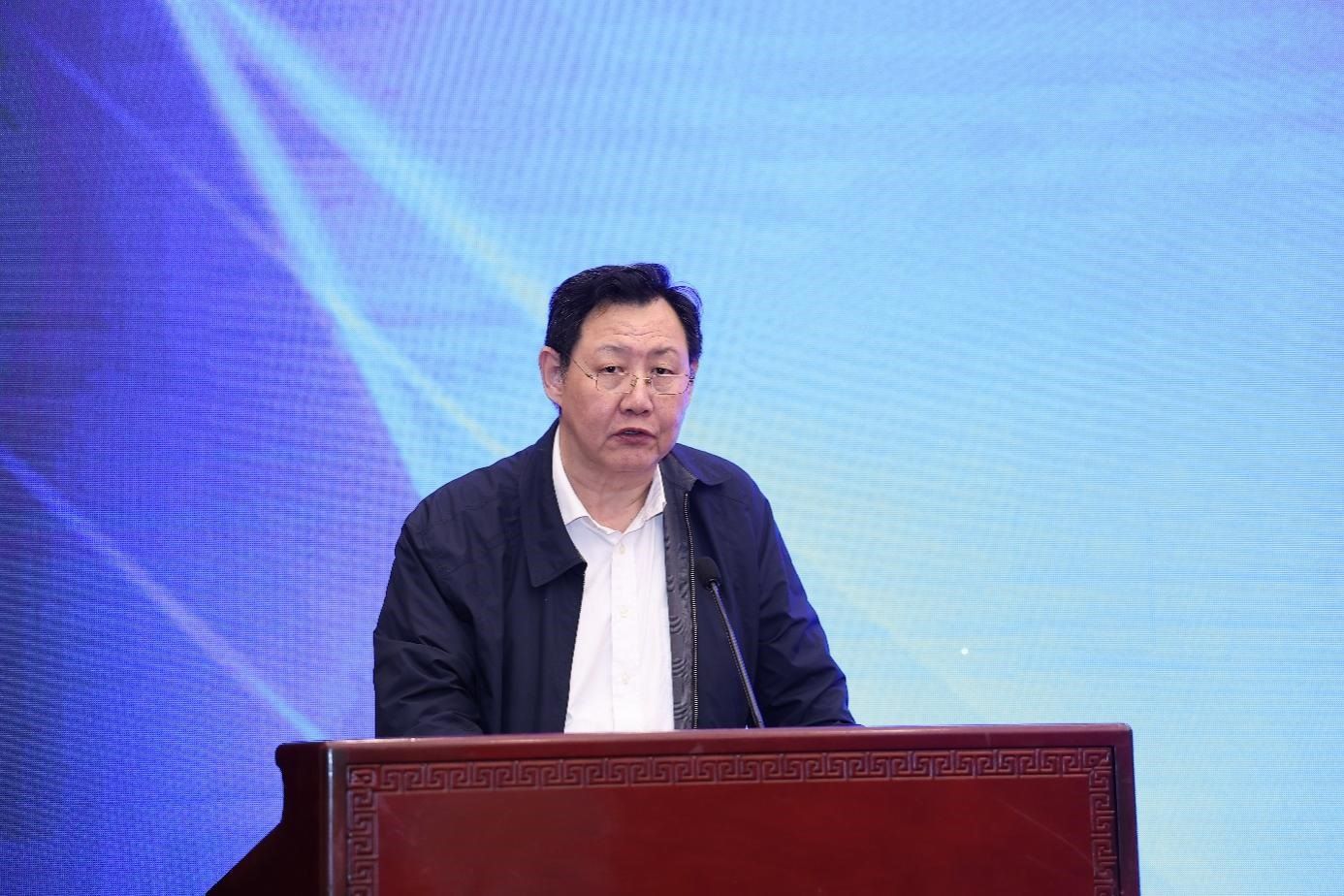 中國(guó)物流與采購(gòu)聯(lián)合會(huì)黨委副書(shū)記余平致辭。主辦方供圖