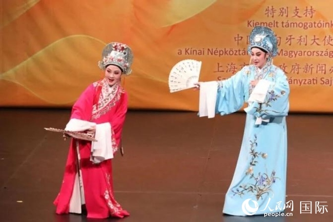 “玉蘭花開·魅力上海”走進布達佩斯。葉辰亮攝