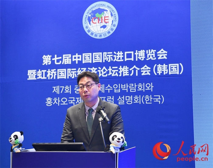 三養(yǎng)方圓集團副社長韓世爀發(fā)言。 人民網(wǎng) 程安康攝