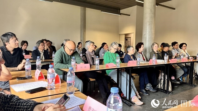 “國際青年文學(xué)共讀”活動現(xiàn)場。人民網(wǎng)記者 于超凡攝