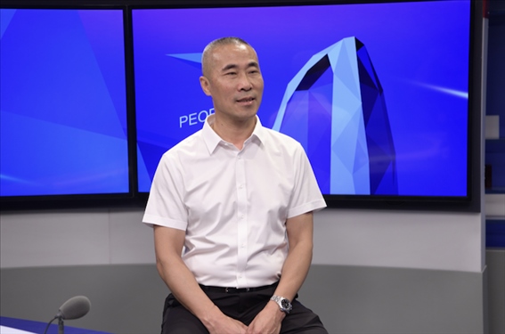 福建省晉江市工商聯(lián)黨組成員王建回。人民網(wǎng)記者 王曉嘯攝