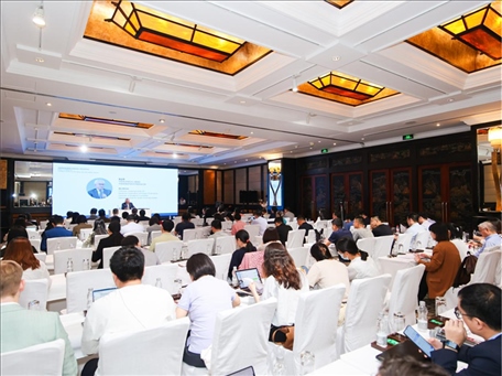 7月11日，由華陽海洋研究中心、中國(guó)南海研究院、中國(guó)國(guó)際法學(xué)會(huì)聯(lián)合撰寫的《南海仲裁案裁決再批駁》報(bào)告在北京發(fā)布。華陽海洋研究中心供圖