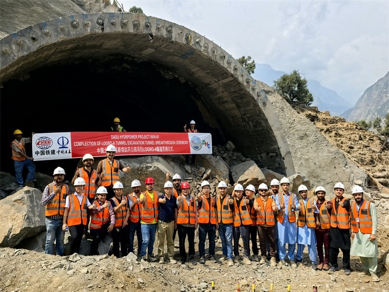 7月29日貫通儀式現(xiàn)場(chǎng)圖片。中國(guó)土木工程集團(tuán) 供圖