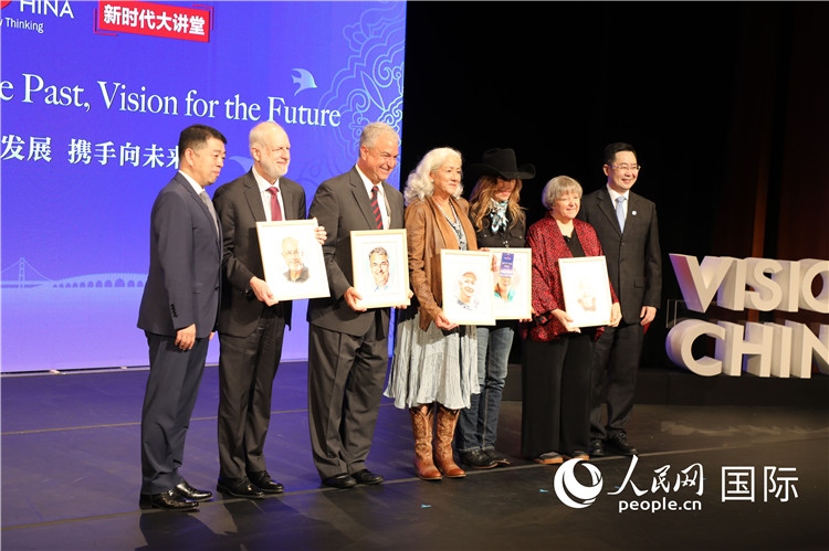 1、當(dāng)天的演講嘉賓講述了中美友好故事。 人民網(wǎng)記者 李志偉攝