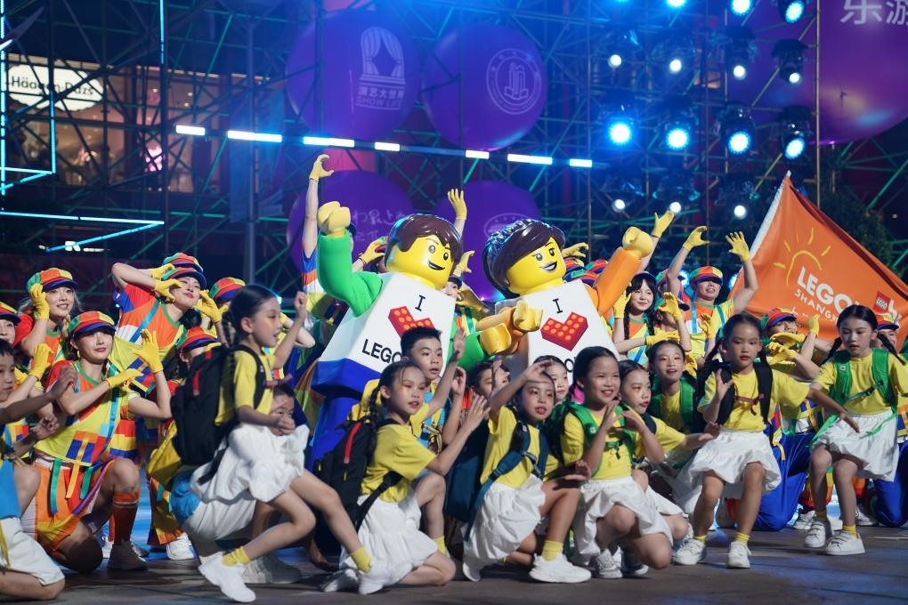 9月14日晚，演員在上海旅游節(jié)開幕式上表演。新華社發(fā)（陳浩明 攝）