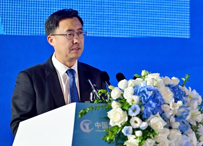 洋河股份黨委書記、董事長張聯(lián)東。受訪方供圖