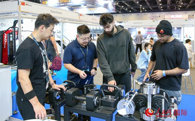 中國展臺一角。人民網(wǎng)中東中心分社塔里克·易卜拉欣攝