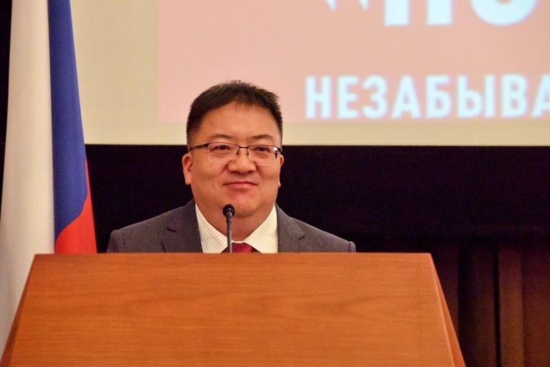 新華出版社社長匡樂成致辭。 主辦方供圖