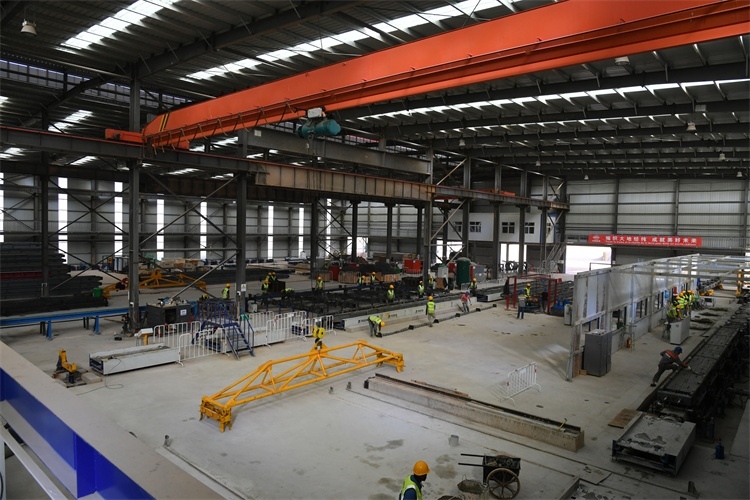 中企建設(shè)軌枕廠生產(chǎn)線(xiàn) 中國(guó)鐵建供圖