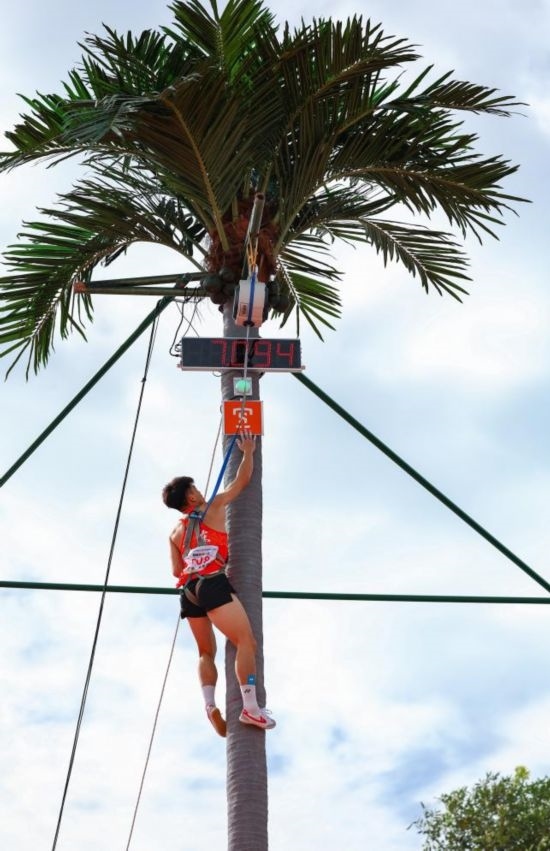 11月23日，廣東隊選手黃新鴻在比賽中。新華社記者 楊植森 攝