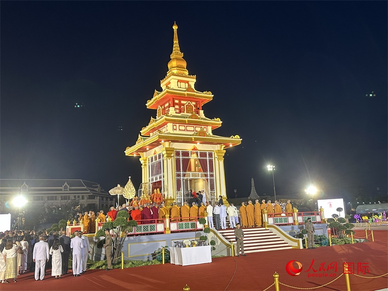 北京靈光寺佛牙舍利抵達王家田廣場安奉。人民網記者孫廣勇攝