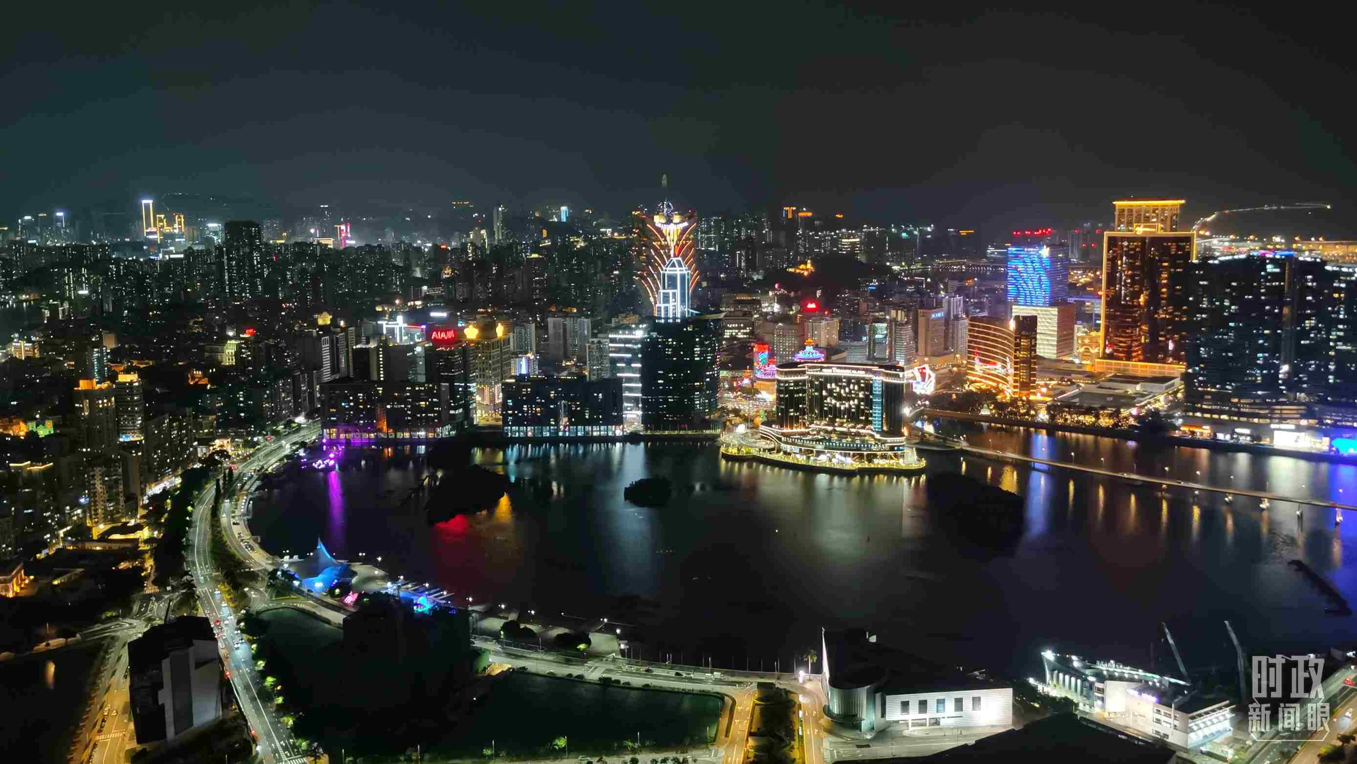 △澳門夜景。（總臺央視記者曹亞星拍攝）