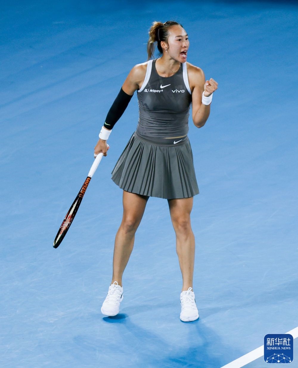 ↑鄭欽文在比賽中慶祝得分。新華社記者 馬平 攝