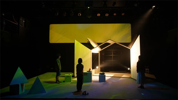 《又一道光芒》劇照。中國國家話劇院供圖