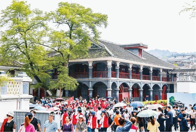 △遵義會(huì)議會(huì)址