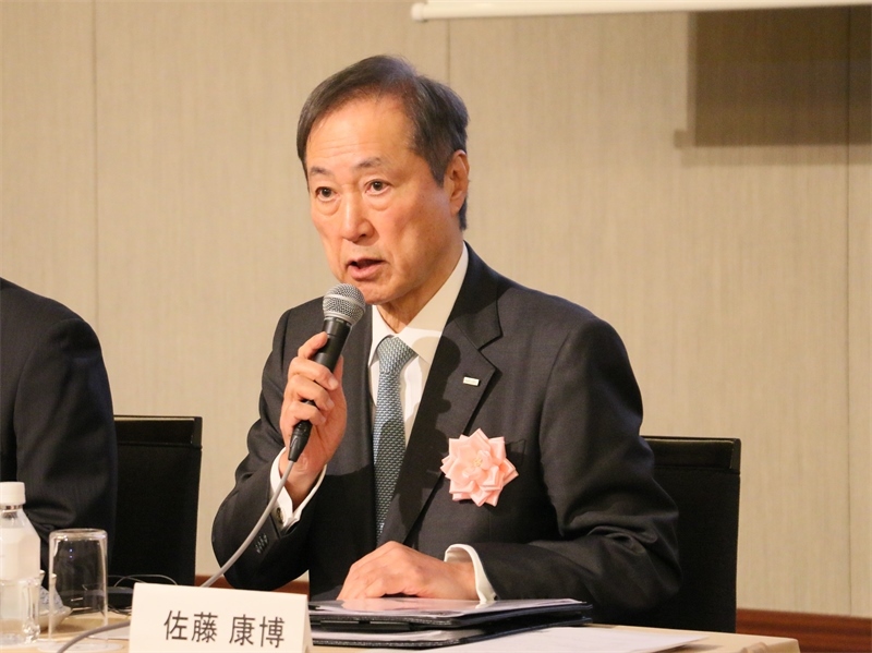 日中投資促進(jìn)機(jī)構(gòu)會(huì)長(zhǎng)佐藤康博致辭。人民網(wǎng) 許可攝