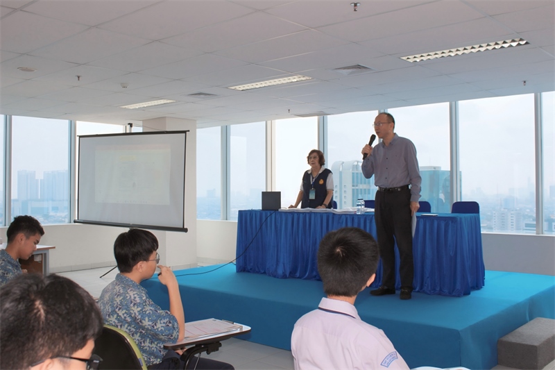 王思平參贊考前致辭。印尼雅加達(dá)華文教育協(xié)調(diào)機(jī)構(gòu)供圖