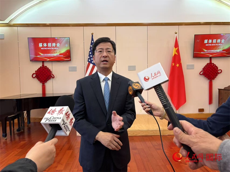 張建敏接受人民網(wǎng)等媒體記者采訪。人民網(wǎng) 鄧圩攝