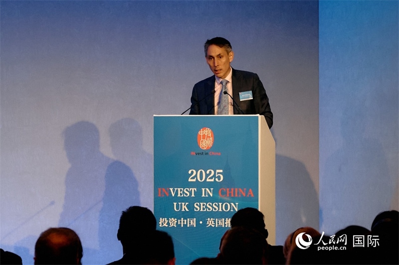 英國商業(yè)貿易部投資總監(jiān)吳僑文發(fā)表致辭。楊浩鵬攝