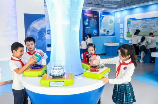 重慶高新區(qū)科學(xué)課堂。