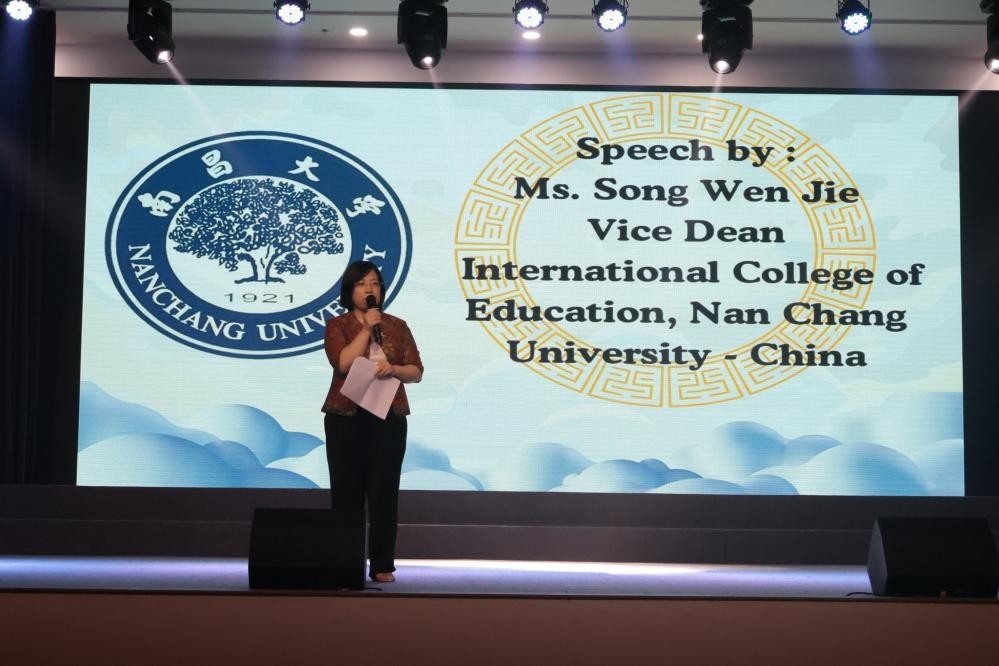 宋文杰致辭。哈山努丁大學孔子學院供圖