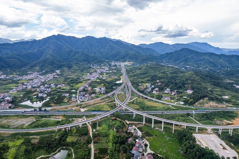 確?；緦?shí)現(xiàn)社會(huì)主義現(xiàn)代化取得決定性進(jìn)展——寫在黨的二十屆四中全會(huì)召開之際